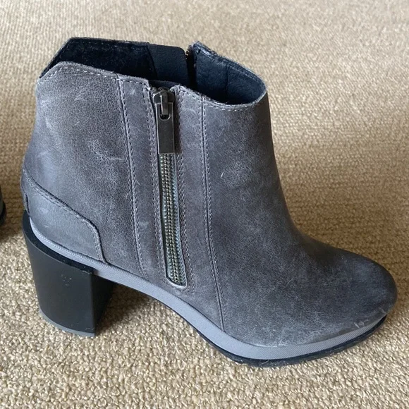 New Sorel boots! - Picture 4 of 5